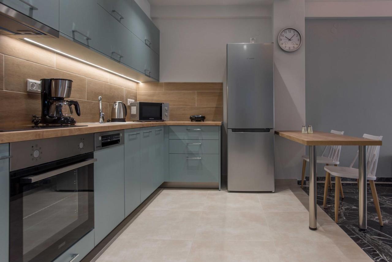 Central Spacious Apt Close To Port-Sites W/View 2 Heraklion Exteriör bild