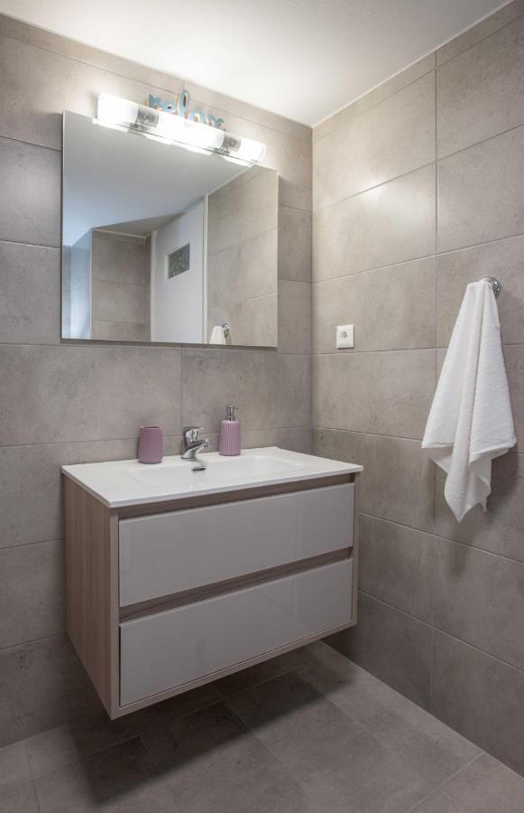Central Spacious Apt Close To Port-Sites W/View 2 Heraklion Exteriör bild